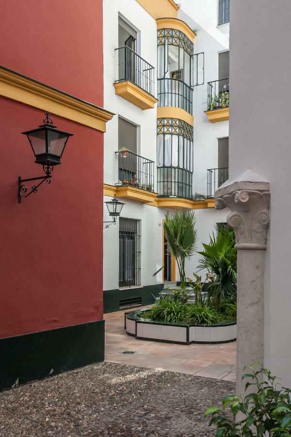 Pilatos Central Superior Siviglia Esterno foto
